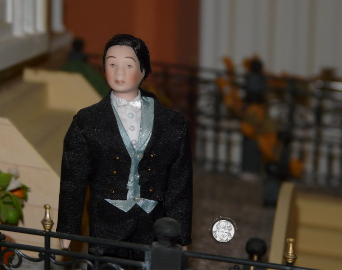 Der Butler von The Dolls House Emporium 2001